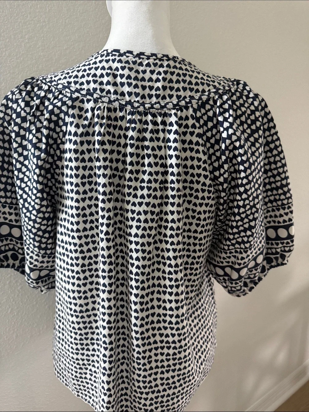 LOFT Black & White Heart Print Short Sleeve Blouse